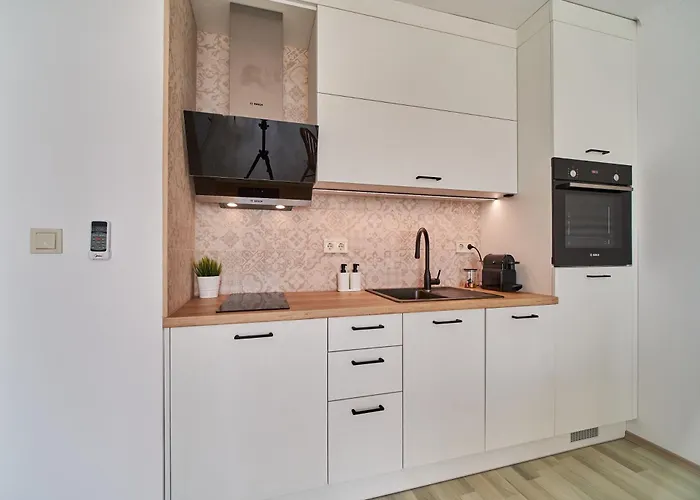 Emma Complex Carpe Diem Apartment *