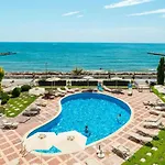 Emma Complex Carpe Diem Apartment